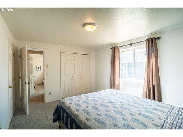 3370 MARION St Se, Albany, OR 97322