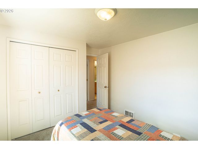 3370 MARION St Se, Albany, OR 97322