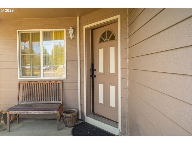 3370 MARION St Se, Albany, OR 97322