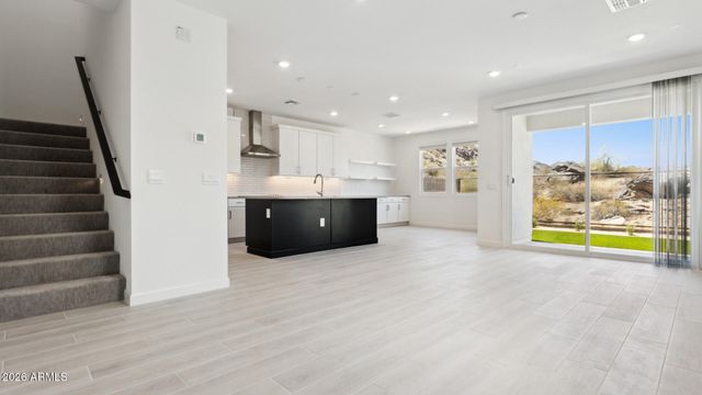 9739 S 12TH Street S, Phoenix, AZ 85042