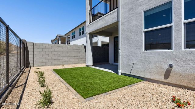 9739 S 12TH Street S, Phoenix, AZ 85042