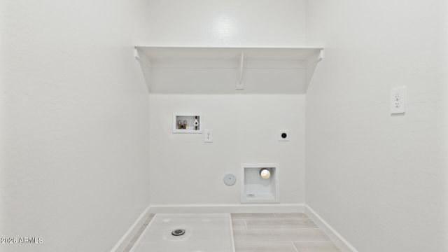 9739 S 12TH Street S, Phoenix, AZ 85042