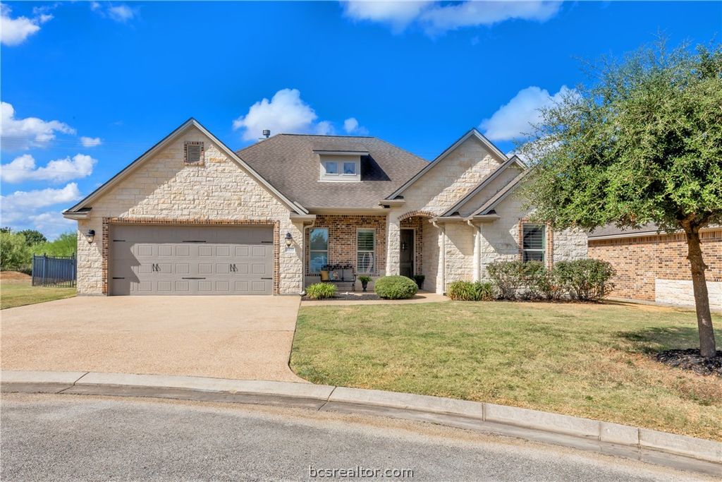 4671 Stonecrest Court S, Bryan, TX 77808 — exterior