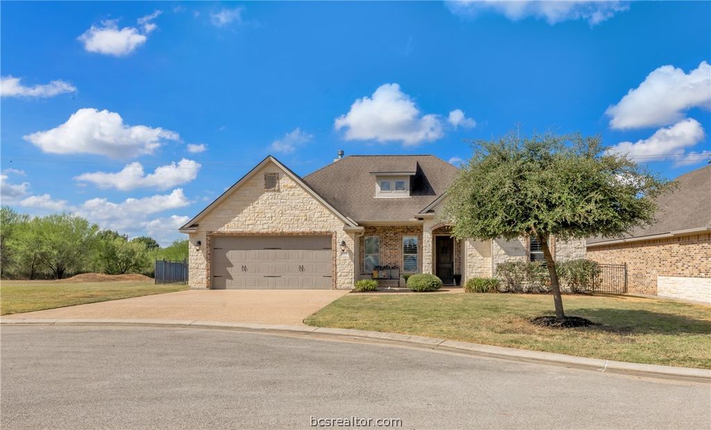4671 Stonecrest Court S, Bryan, TX 77808 — photo 2