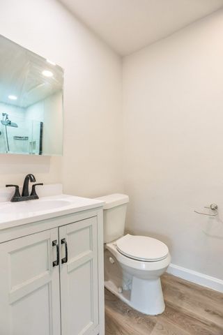 913 Zelda Drive, Hurst, TX 76053