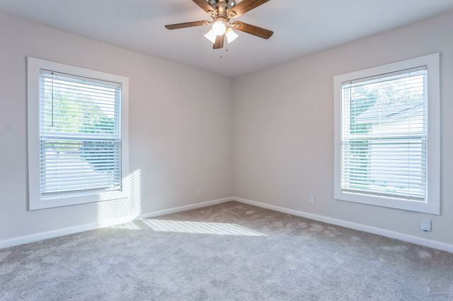 913 Zelda Drive, Hurst, TX 76053