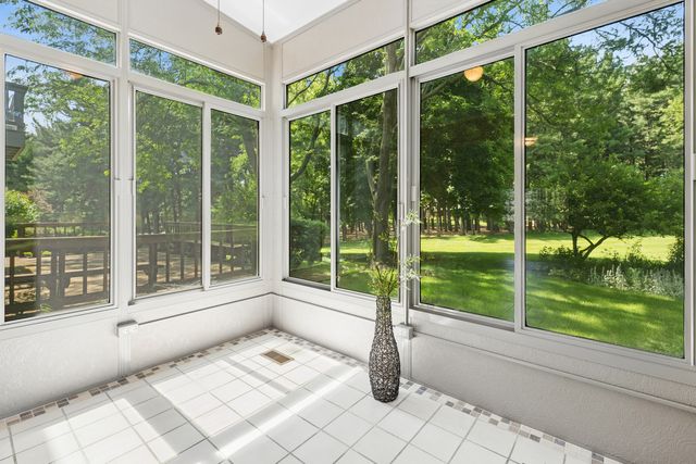 205 Whitaker Court, Woodstock, IL 60098