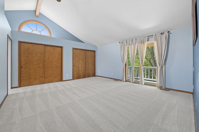 205 Whitaker Court, Woodstock, IL 60098