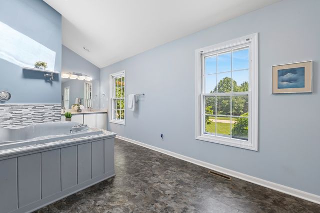 205 Whitaker Court, Woodstock, IL 60098