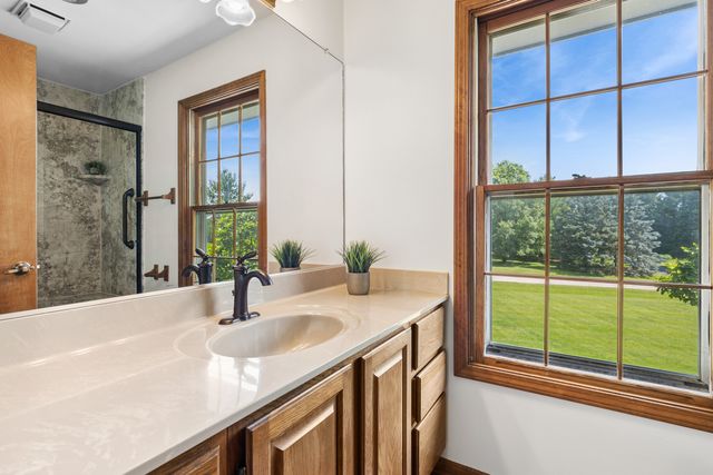 205 Whitaker Court, Woodstock, IL 60098