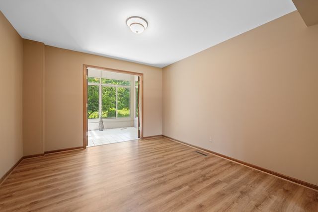 205 Whitaker Court, Woodstock, IL 60098
