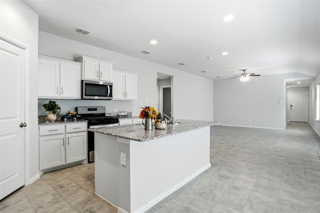 162 Greengate Drive, Boyd, TX 76023