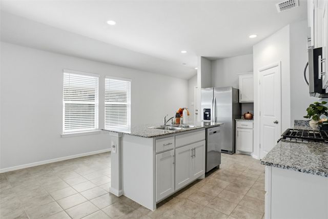 162 Greengate Drive, Boyd, TX 76023