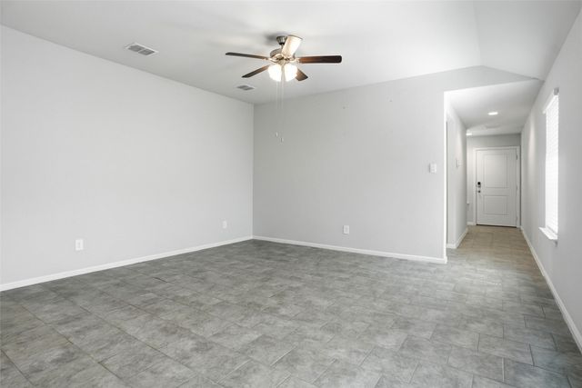 162 Greengate Drive, Boyd, TX 76023