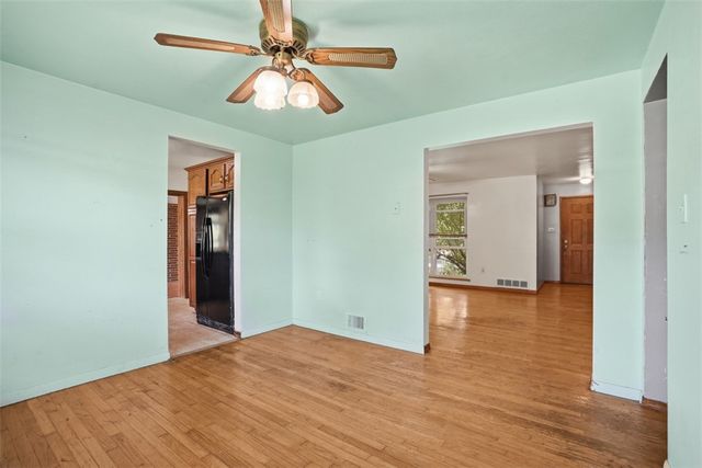 68 Armstrong Dr, Canton Twp, PA 15301
