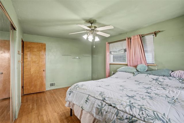 68 Armstrong Dr, Canton Twp, PA 15301