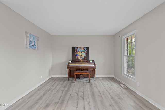 1000 Brookgreen Drive, Cary, NC 27511