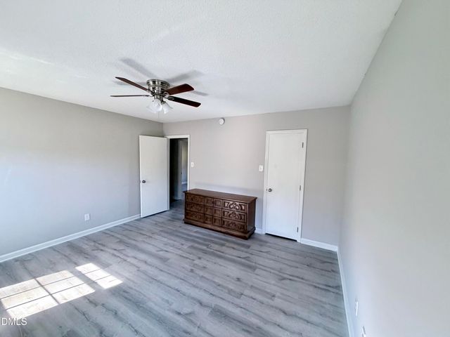 1000 Brookgreen Drive, Cary, NC 27511