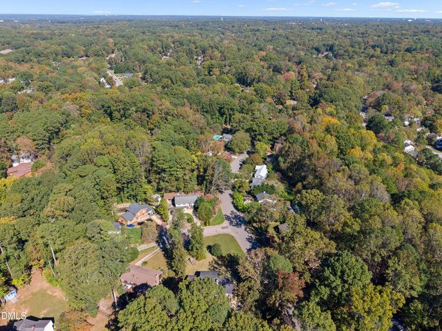 1000 Brookgreen Drive, Cary, NC 27511