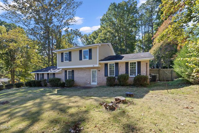 1000 Brookgreen Drive, Cary, NC 27511