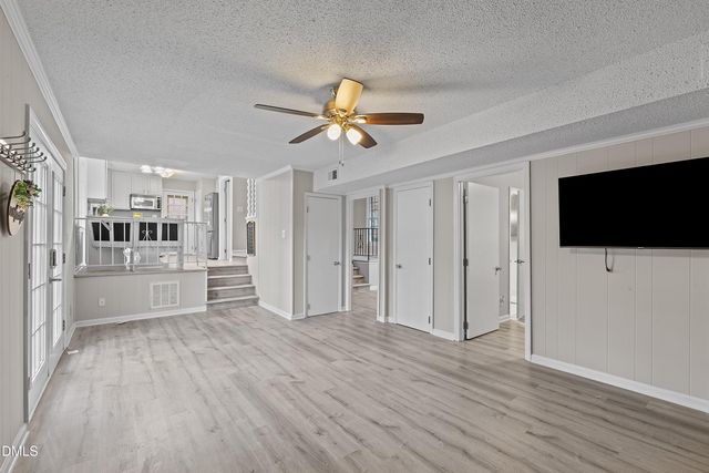 1000 Brookgreen Drive, Cary, NC 27511