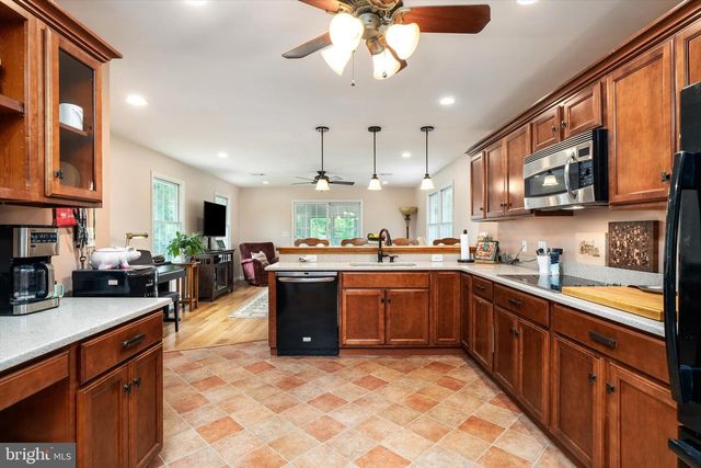 20 WINTERSET DR, Robbinsville, NJ 08690