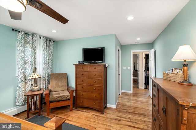 20 WINTERSET DR, Robbinsville, NJ 08690