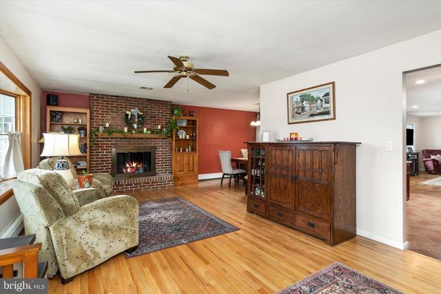 20 WINTERSET DR, Robbinsville, NJ 08690