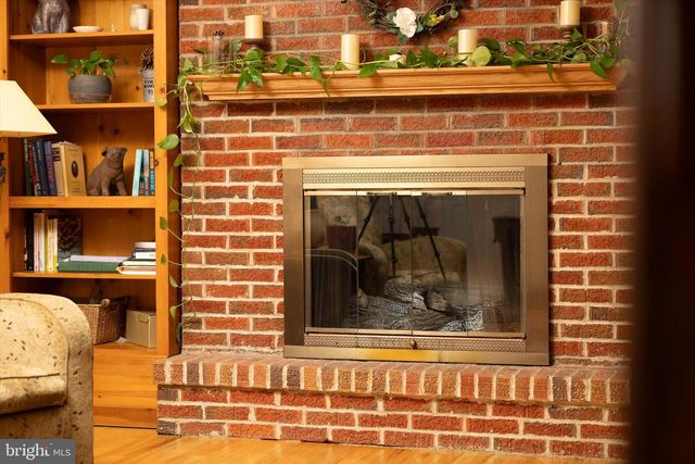 20 WINTERSET DR, Robbinsville, NJ 08690