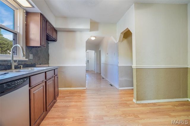 315 N Virginia Avenue, Belleville, IL 62220