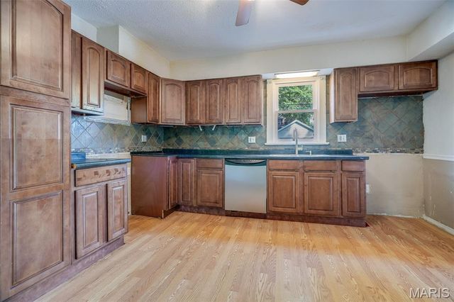 315 N Virginia Avenue, Belleville, IL 62220