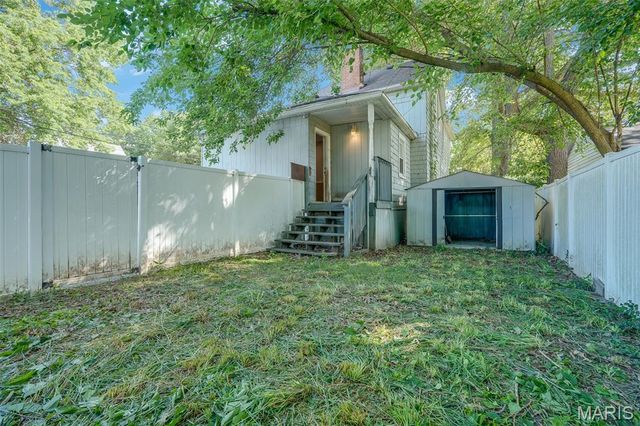 315 N Virginia Avenue, Belleville, IL 62220