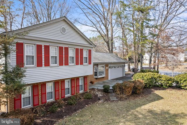 10815 STANHOPE PL, Fairfax, VA 22032