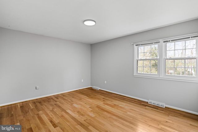 10815 STANHOPE PL, Fairfax, VA 22032