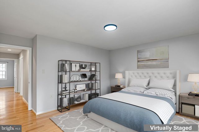 10815 STANHOPE PL, Fairfax, VA 22032