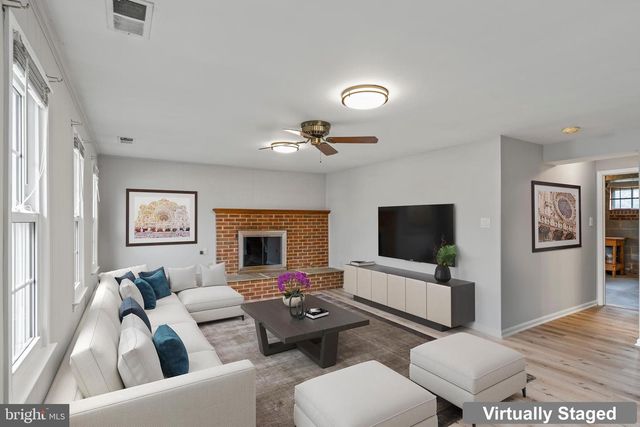 10815 STANHOPE PL, Fairfax, VA 22032