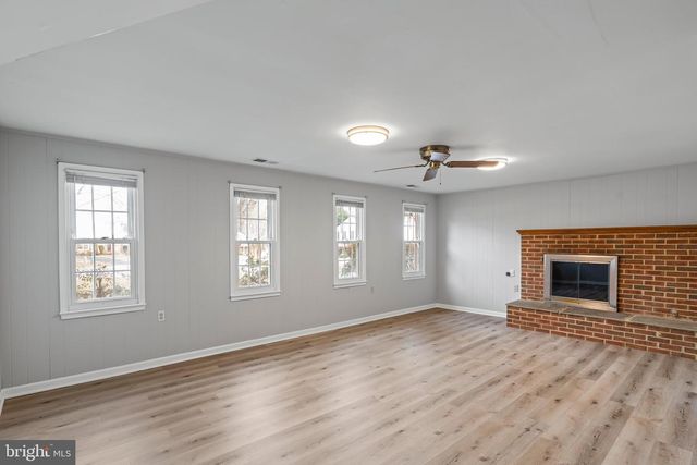 10815 STANHOPE PL, Fairfax, VA 22032