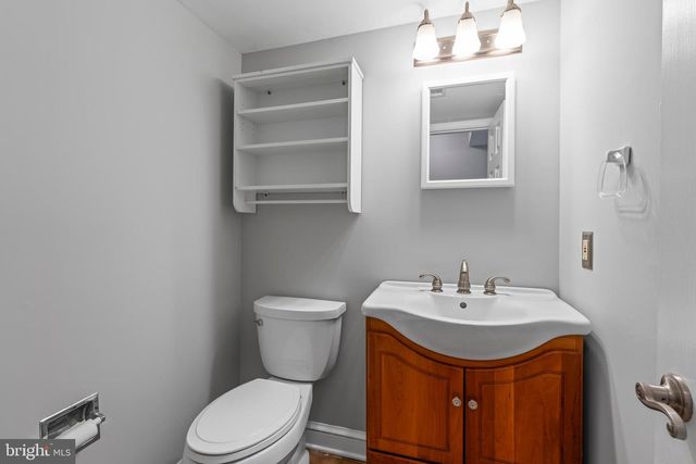 10815 STANHOPE PL, Fairfax, VA 22032