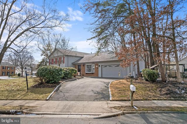 10815 STANHOPE PL, Fairfax, VA 22032