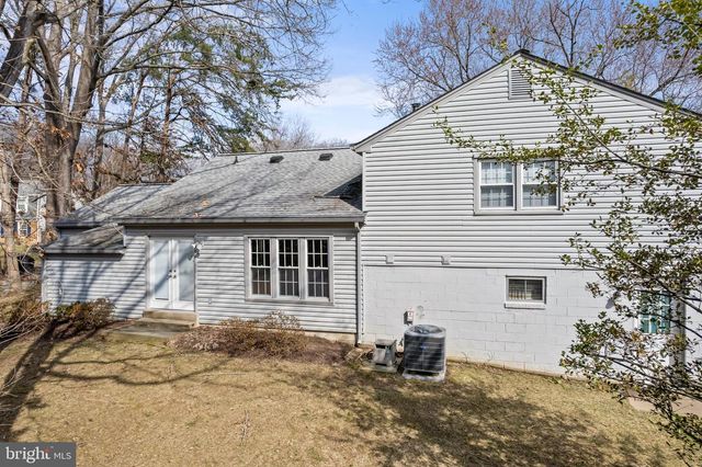 10815 STANHOPE PL, Fairfax, VA 22032