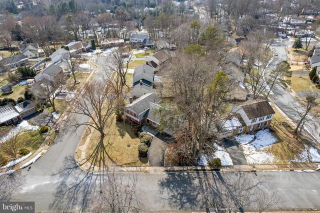 10815 STANHOPE PL, Fairfax, VA 22032