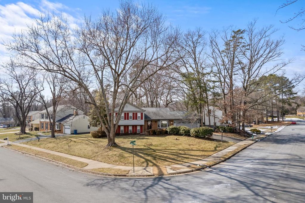 10815 STANHOPE PL, Fairfax, VA 22032