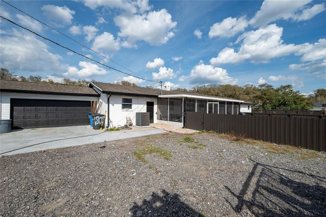 1805 SAINT CHARLES TERRACE, Deland, FL 32720