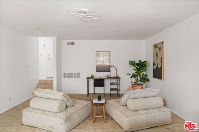 4658 Don Lorenzo Drive G, Los Angeles, CA 90008