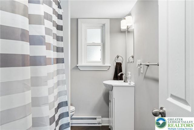 724 East Tilghman Street, Allentown City, PA 18109