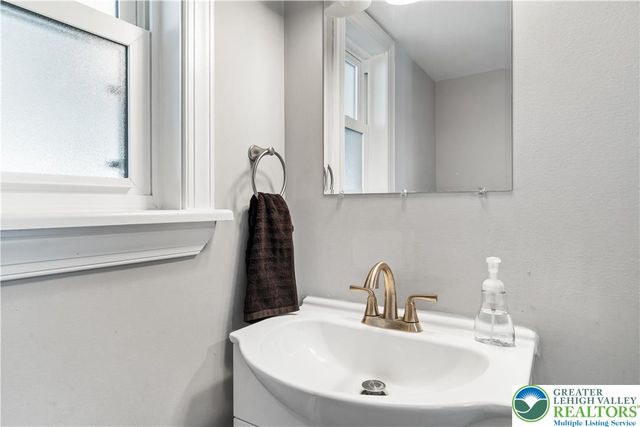 724 East Tilghman Street, Allentown City, PA 18109