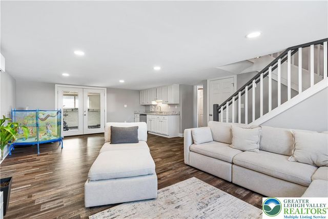 724 East Tilghman Street, Allentown City, PA 18109