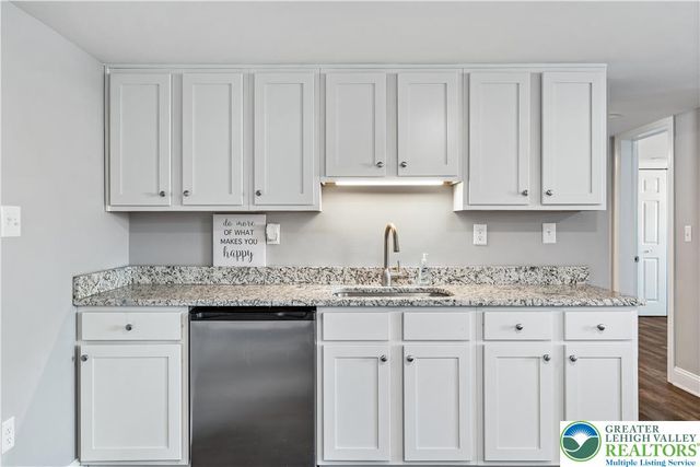 724 East Tilghman Street, Allentown City, PA 18109