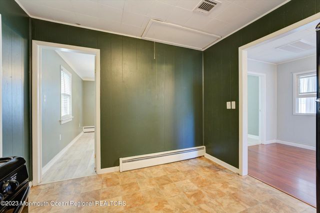 446 E Arverne Avenue, Ocean Gate, NJ 08740