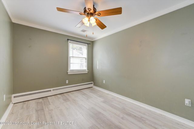 446 E Arverne Avenue, Ocean Gate, NJ 08740